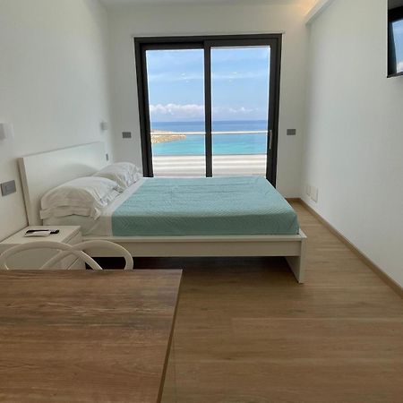 Casa Vacanza Acquamarina Porto Torres Exterior foto